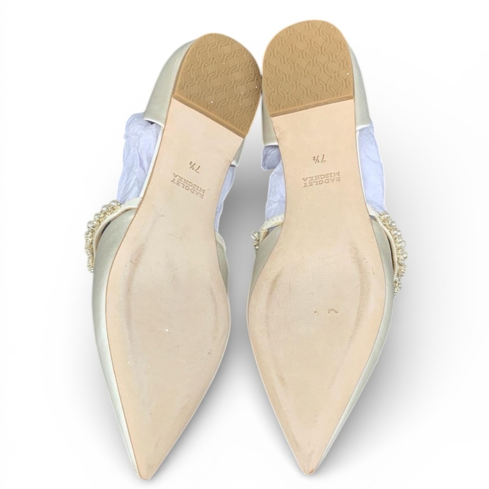 Badgley Mischka - Ivory Natalia Flats - Bridal Flats - NIB - Size 7.5 - Picture 9 of 13